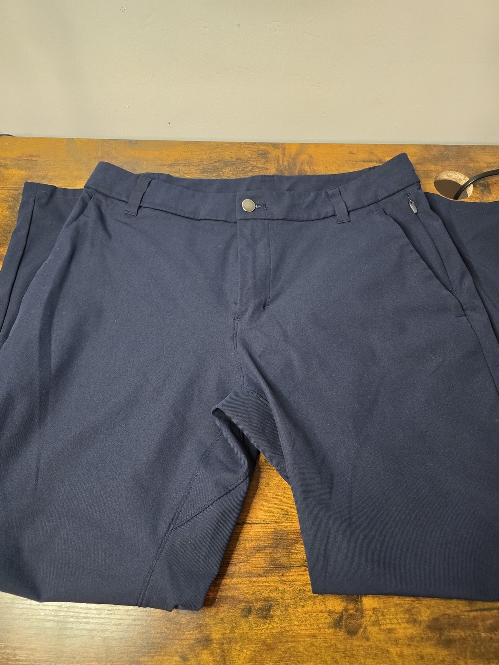 lululemon Commission Pant Classic Fit 31x28 Navy Blue Warpstreme LM5985S